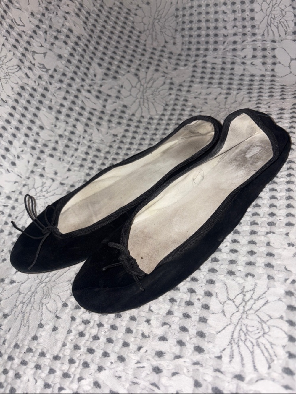 Black Ballet Flats with Bow - Women size 8